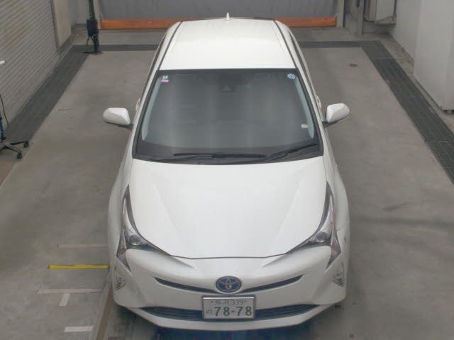 2016 Toyota Prius S auction photo 6