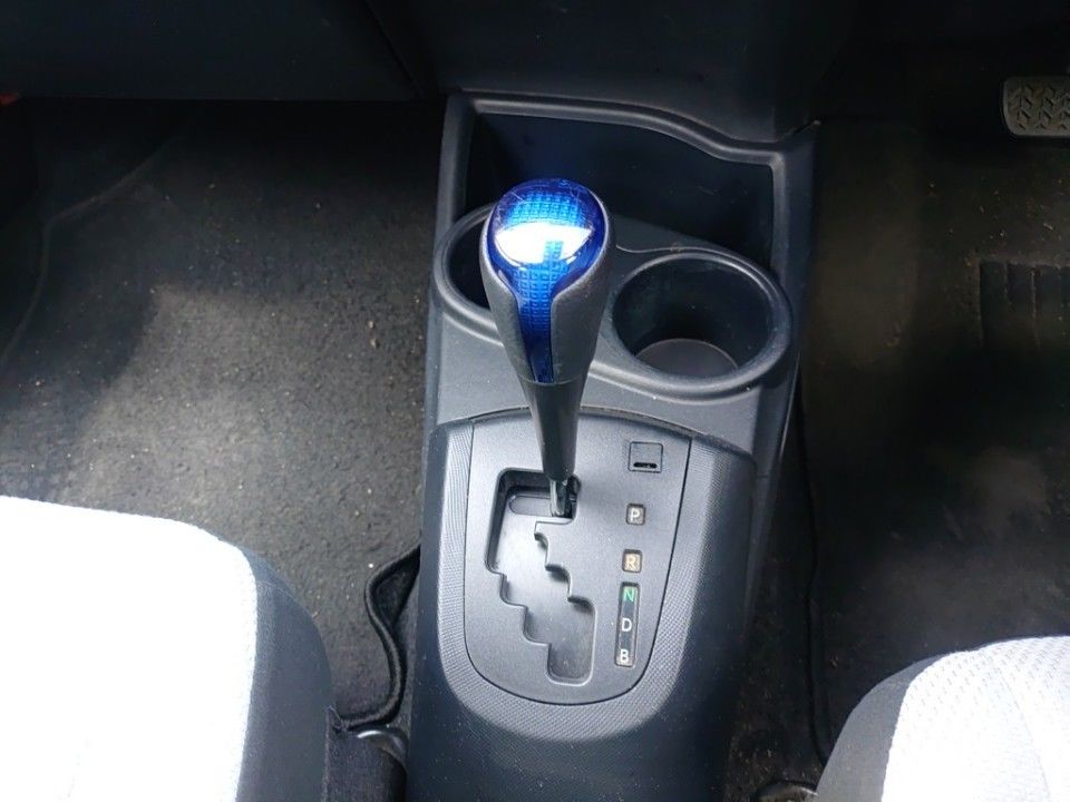 2021 Toyota Aqua auction photo 12