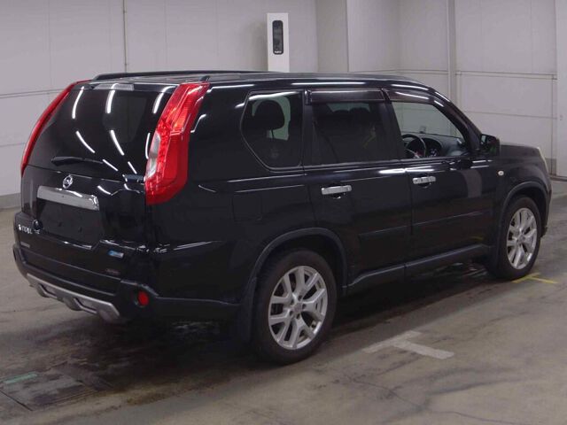 2010 Nissan X-Trail 20GTエクストリーマーX 4WD auction photo 5