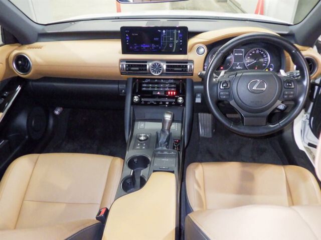 2021 Lexus IS IS300 auction photo 3