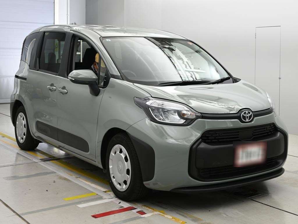 2023 Toyota Sienta ハイブリッドG auction photo 5