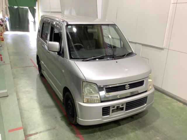 Japan Auction Vehicles 4 2005 Suzuki Wagon R 4WD auction photo