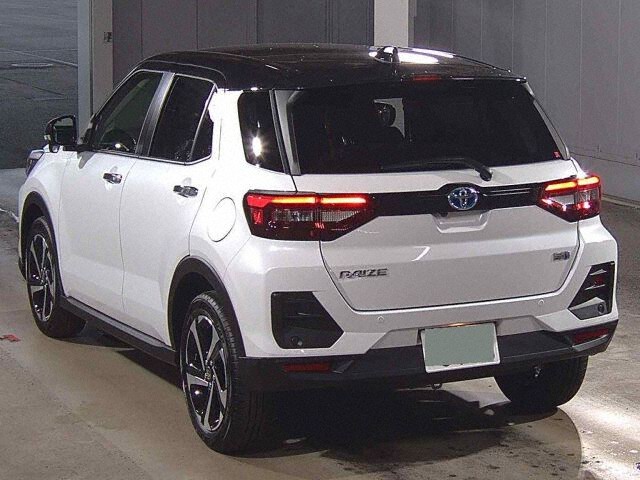 2026 Toyota Raize Hybrid Z auction photo 2