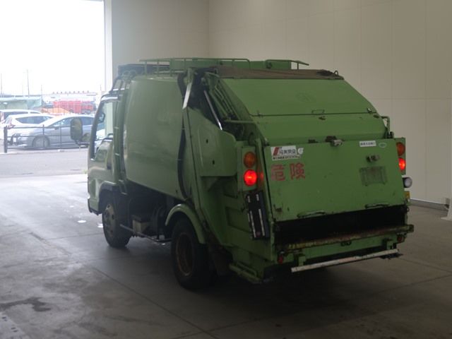 2005 Isuzu Elf ジンカイ auction photo 2