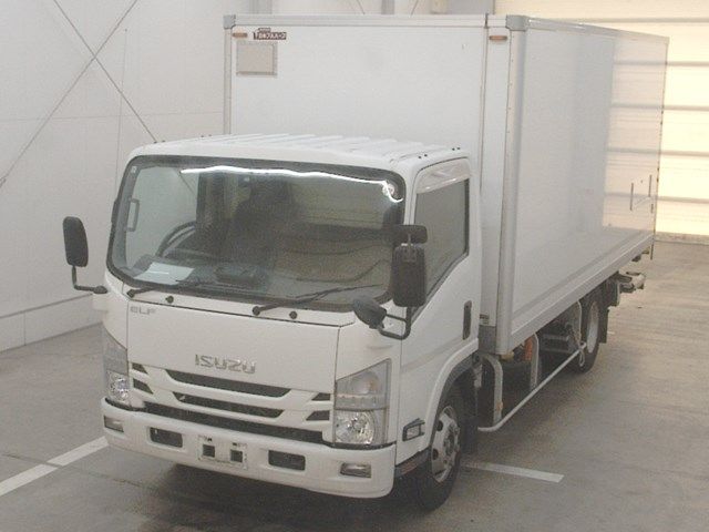 Japan Auction Vehicles 10 2020 Isuzu Elf Van auction photo