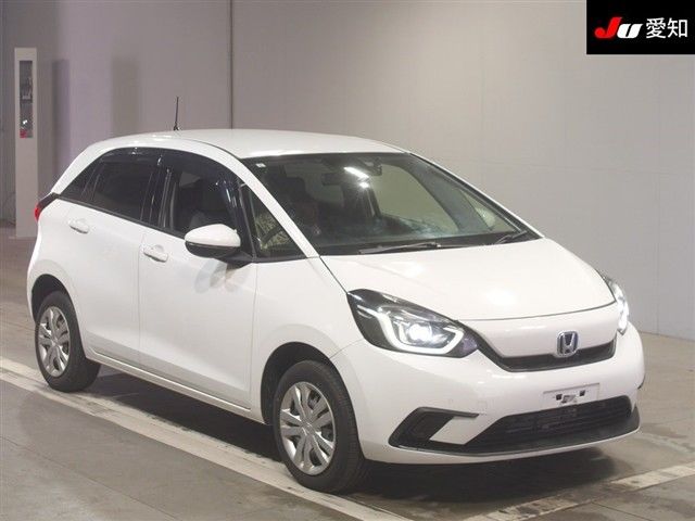 2021 Honda Fit e HEVベーシック 4WD Japan auction vehicle
