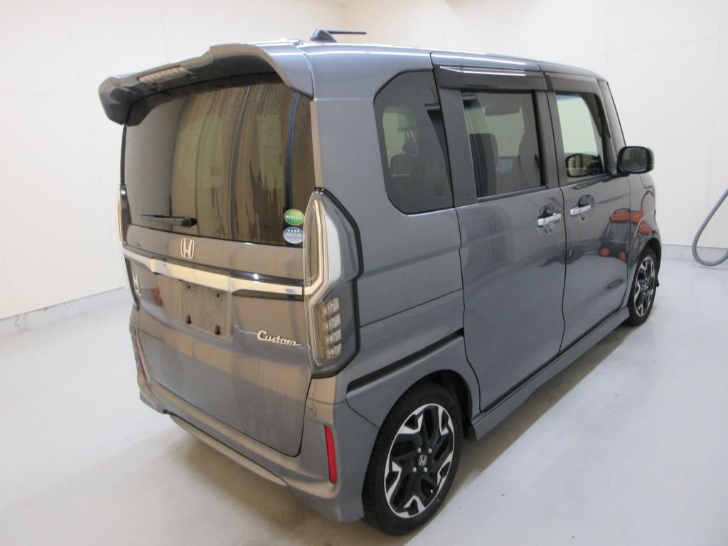 2017 Honda N-BOX カスタムG Lターボホンダセンシング auction photo 2