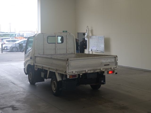 2003 Toyota Dyna ヒラ auction photo 2
