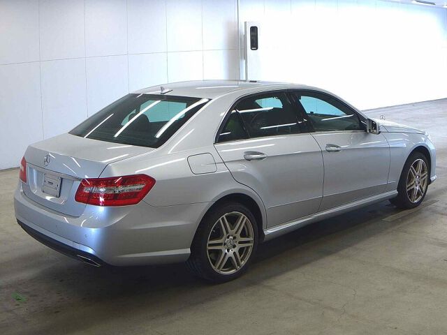 2010 Mercedes-Benz E-Class E550 Avantgarde auction photo 5