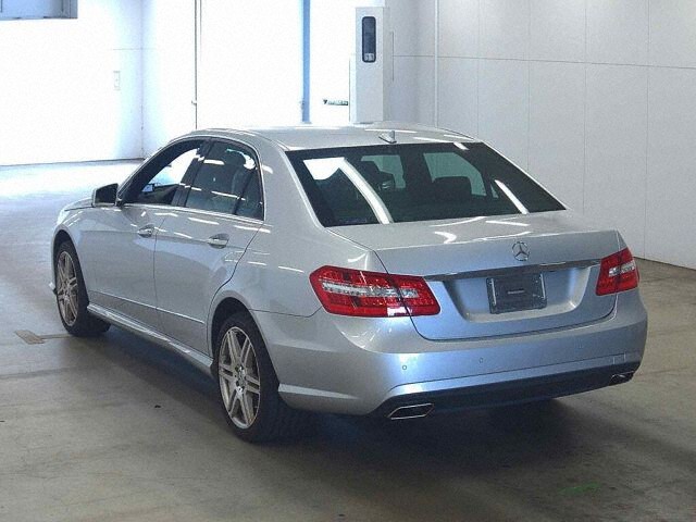 2010 Mercedes-Benz E-Class E550 Avantgarde auction photo 2