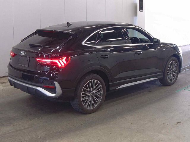 2023 Audi Q3 Sportback 35TFSI Sライン auction photo 5