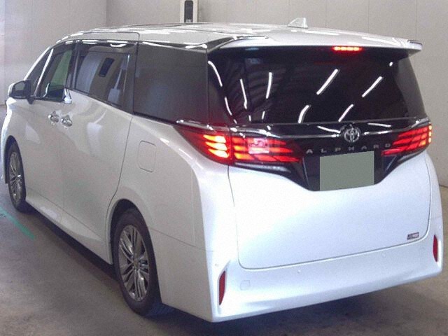 2024 Toyota Alphard Z auction photo 2