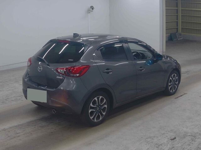 2018 Mazda Demio XDツーリング auction photo 5