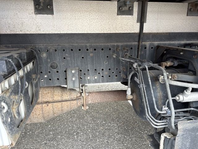 2011 Isuzu Forward レイゾウレイトウ auction photo 15