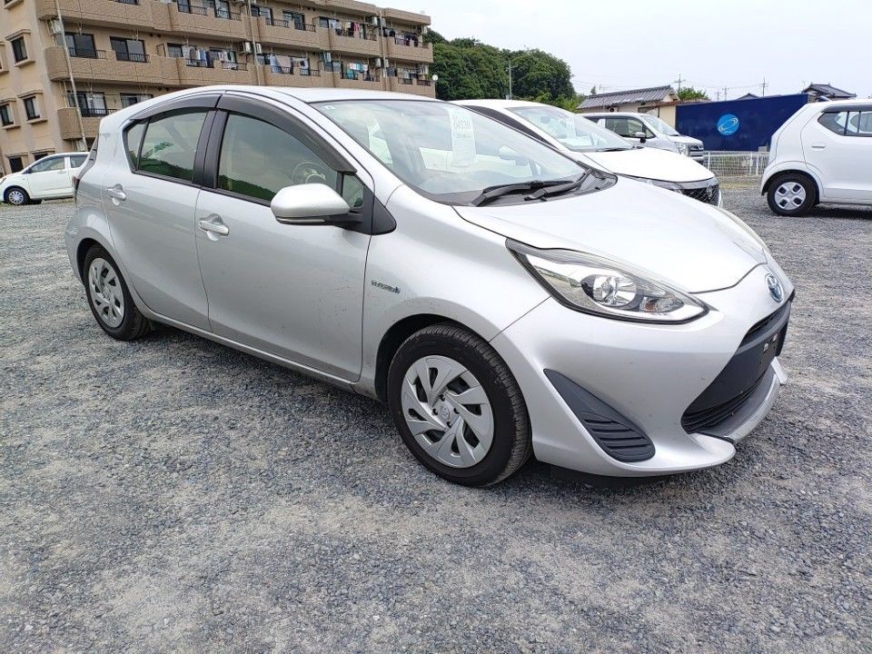 2019 Toyota Aqua auction photo 4