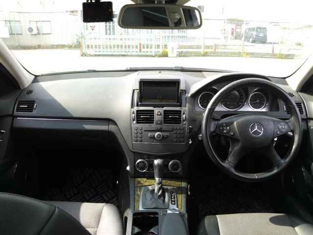 2009 Mercedes-Benz C-Class C200 Compressor Avant-garde auction photo 8