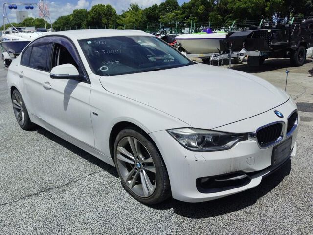 2013 BMW 3 Series Japan auction vehicle