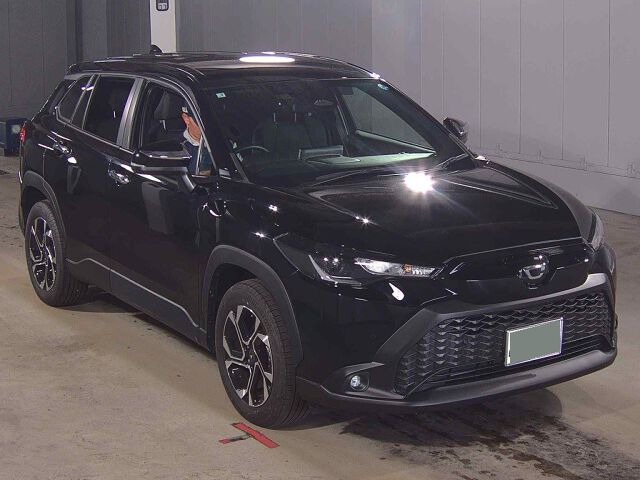2025 Toyota Corolla Cross ハイブリッドG Japan auction vehicle