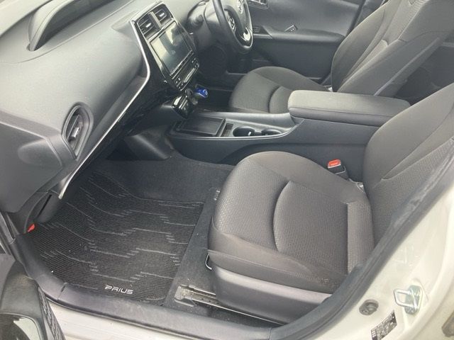 2020 Toyota Prius S セーフティプラス2 auction photo 9