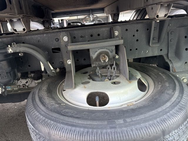 2019 Hino Dutro ヒラ FJロー auction photo 12