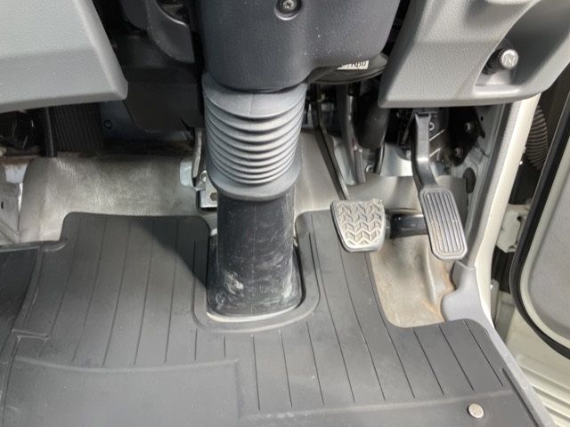 2019 Hino Dutro ヒラ FJロー auction photo 4
