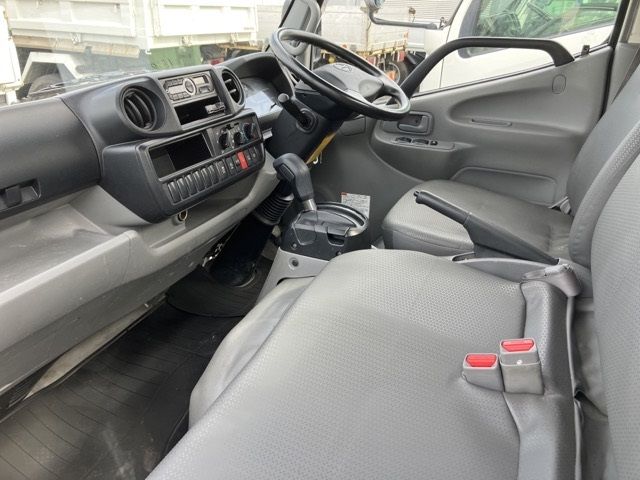 2019 Hino Dutro ヒラ FJロー auction photo 5