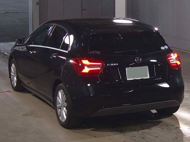 2016 Mercedes-Benz A-Class A180 auction photo 2
