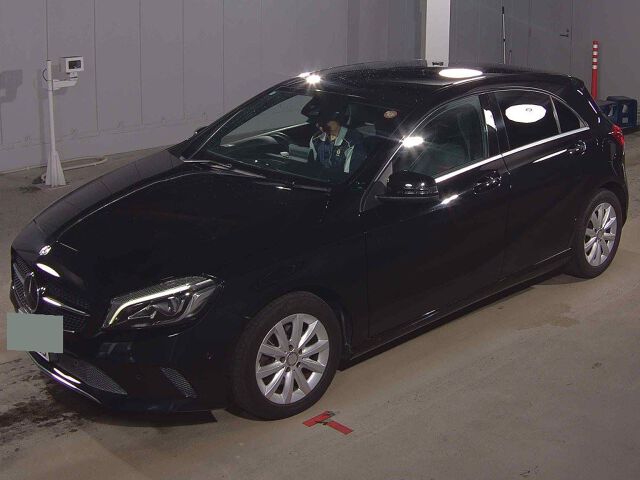 2016 Mercedes-Benz A-Class A180 auction photo 4