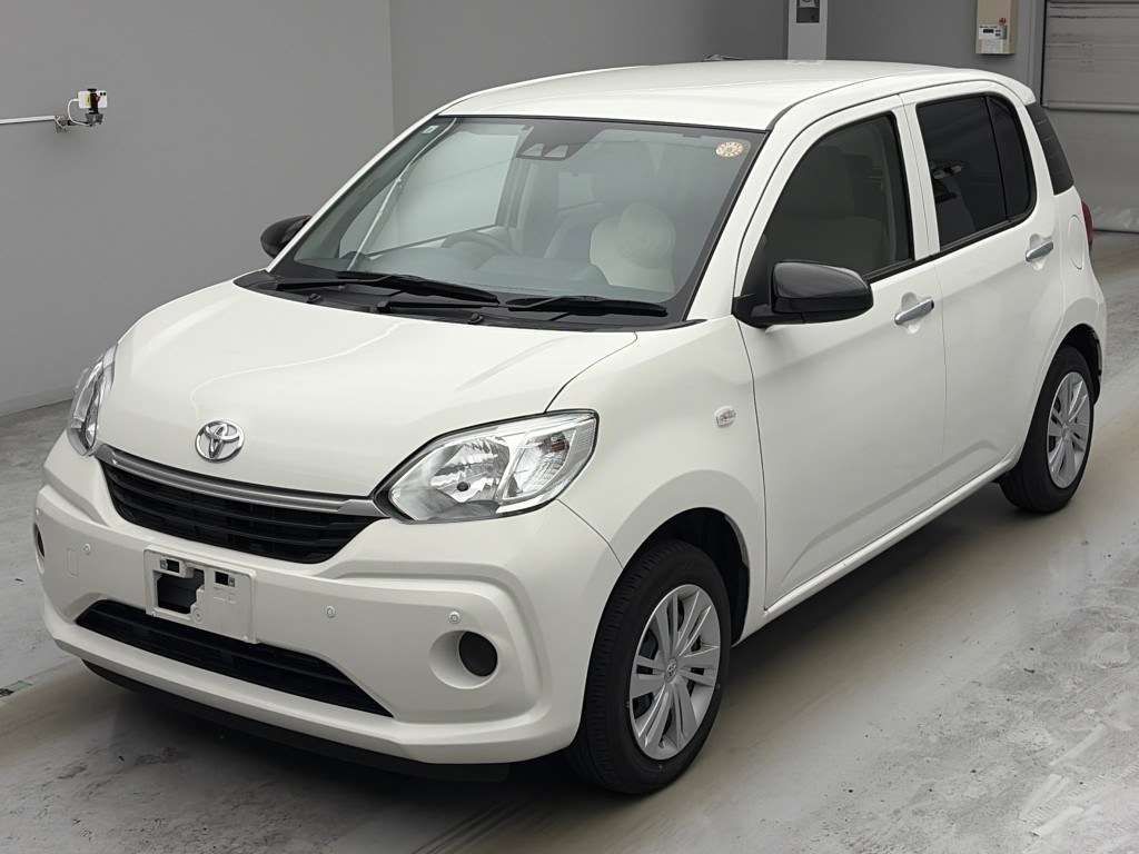 2023 Toyota Passo X Japan auction vehicle