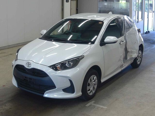 2023 Toyota Yaris G 4WD auction photo 4