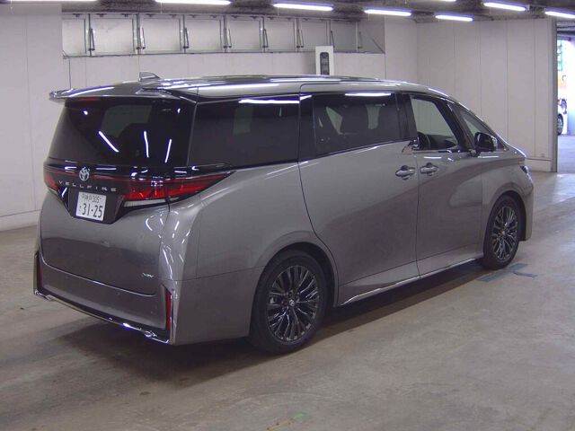2026 Toyota Vellfire Z Premier auction photo 5
