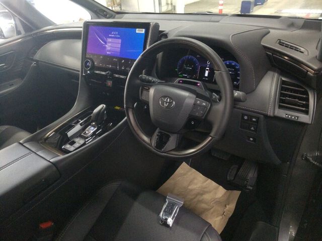 2026 Toyota Vellfire Z Premier auction photo 3
