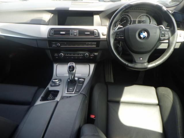 2013 BMW 5 Series 535i M Sport Package auction photo 3