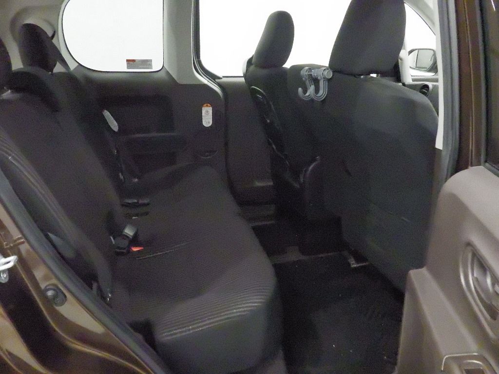 2015 Toyota Porte Y auction photo 7