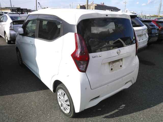 2019 Nissan Dayz S auction photo 2