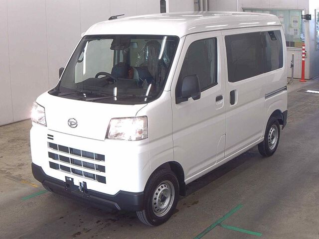2026 Daihatsu Hijet Cargo Deluxe auction photo 4