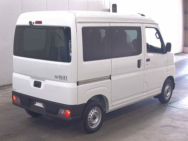 2026 Daihatsu Hijet Cargo Deluxe auction photo 5
