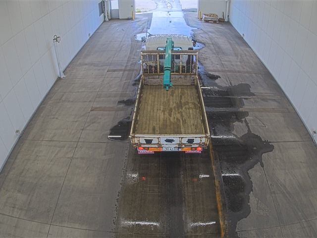 2008 Isuzu Forward Flat crane, 3-stage auction photo 3