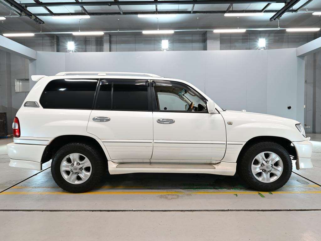 2007 Toyota Land Cruiser 100 VX Limited 4WD auction photo 3