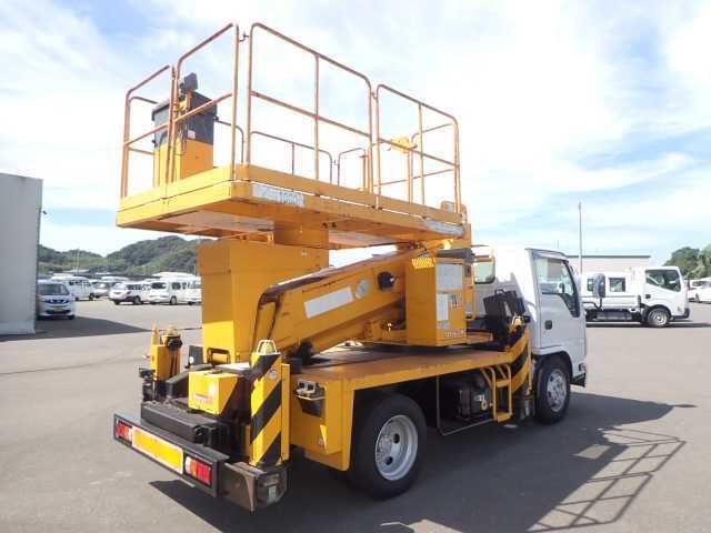 2010 Isuzu Elf 高所作業車 auction photo 2