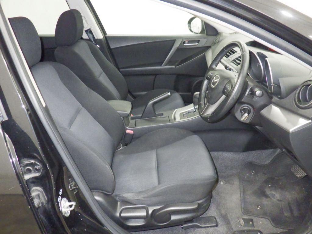 2010 Mazda アクセラ スポーツワゴン 1.5S スタイル 16inch auction photo 6
