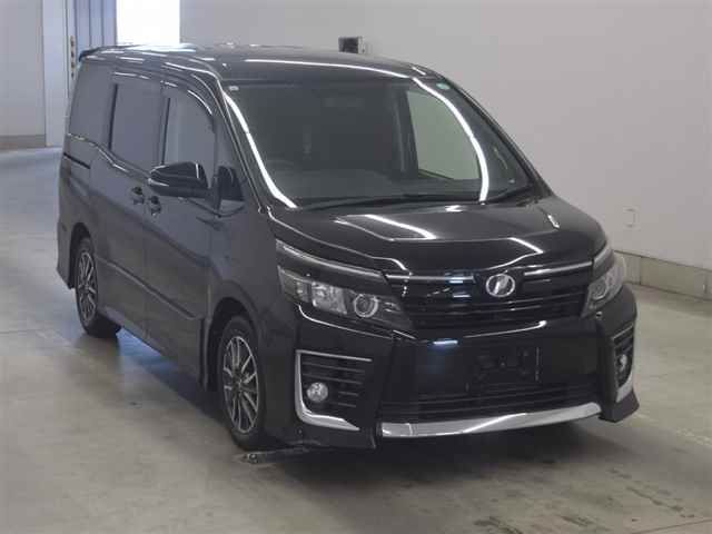 2015 Toyota Voxy ZS Japan auction vehicle
