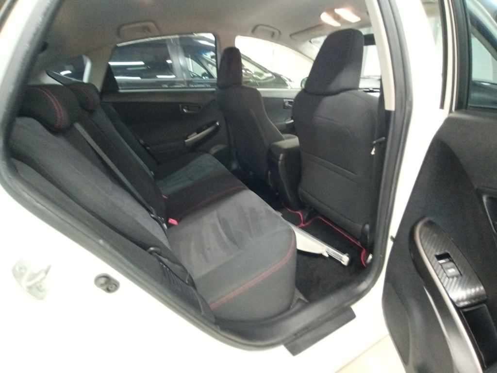 2013 Toyota Prius S Touring Selection G's auction photo 12