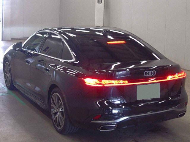 2025 Audi A5 TFSI 110KWS Light auction photo 2