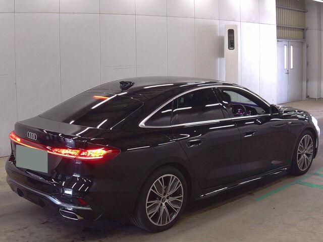 2025 Audi A5 TFSI 110KWS Light auction photo 5
