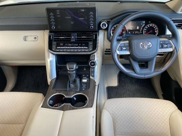 2025 Toyota Land Cruiser ZX auction photo 2