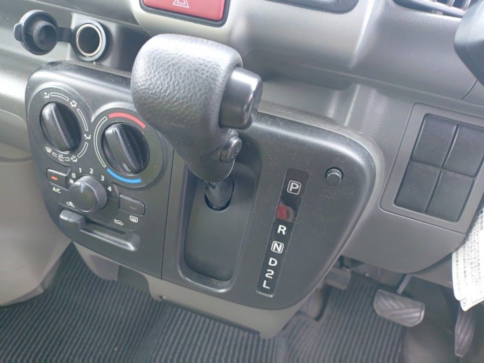 2020 Nissan NV100 Clipper auction photo 12