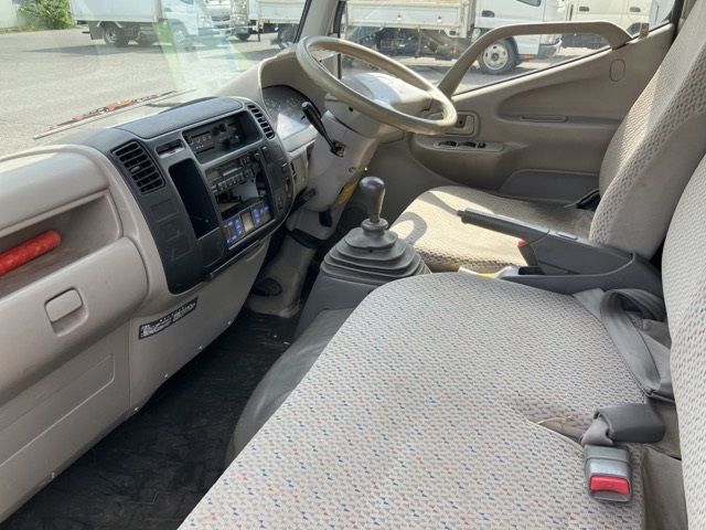 2005 Toyota Dyna Reizo Reito auction photo 5