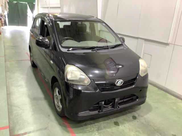 2013 Daihatsu Mira e:S Lメモリアルエディション Japan auction vehicle