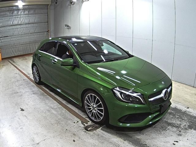2017 Mercedes-Benz A-Class A180 AMG スタイル AMGプレミアムパッケージ Japan auction vehicle